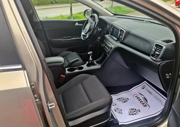 Kia Sportage cena 65999 przebieg: 137000, rok produkcji 2016 z Tuchów małe 326